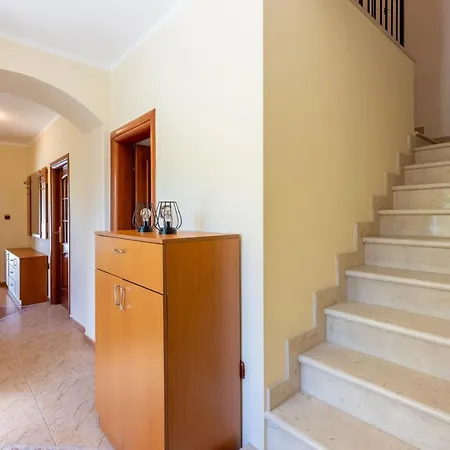 Eirene Villa Drivenik