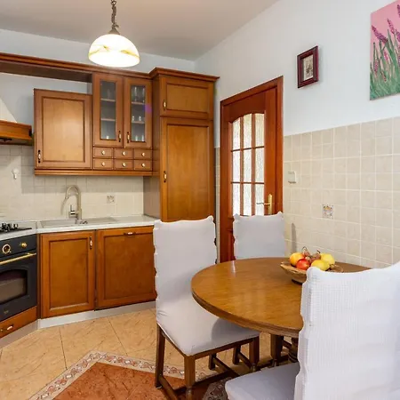 Villa Eirene Drivenik