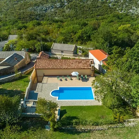 Villa Eirene *
