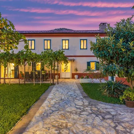 Eirene Villa *